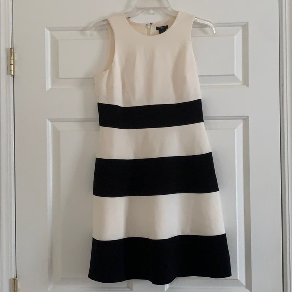Ann Taylor Black and White cocktail dress